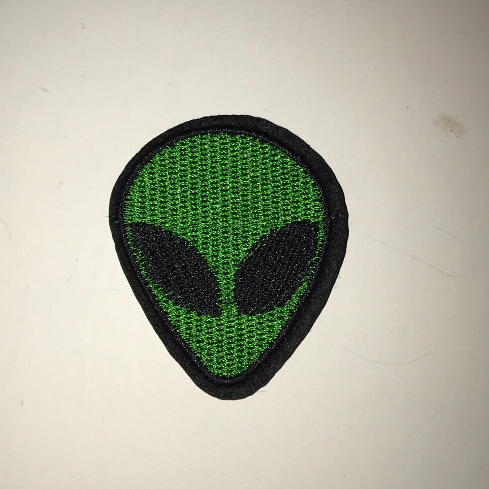 Alien Iron on Patch 🧡 Accepting Offers 🧡